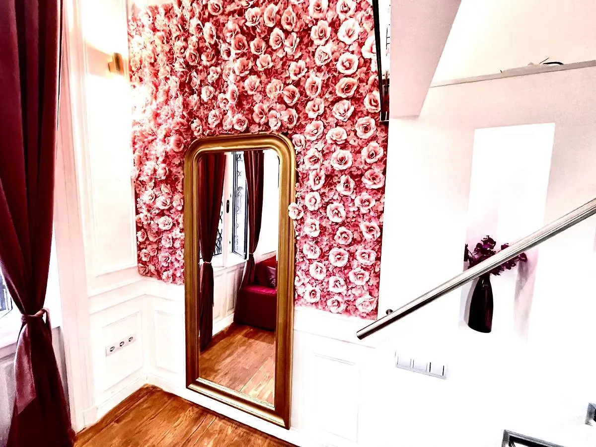 Apartment Jacuzzi Opera Suite Budapest