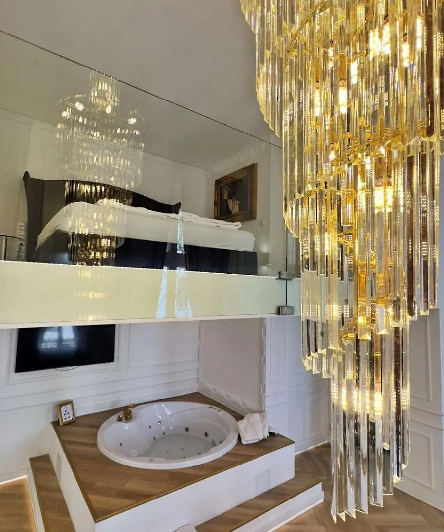 Apartment Jacuzzi Opera Suite Budapest