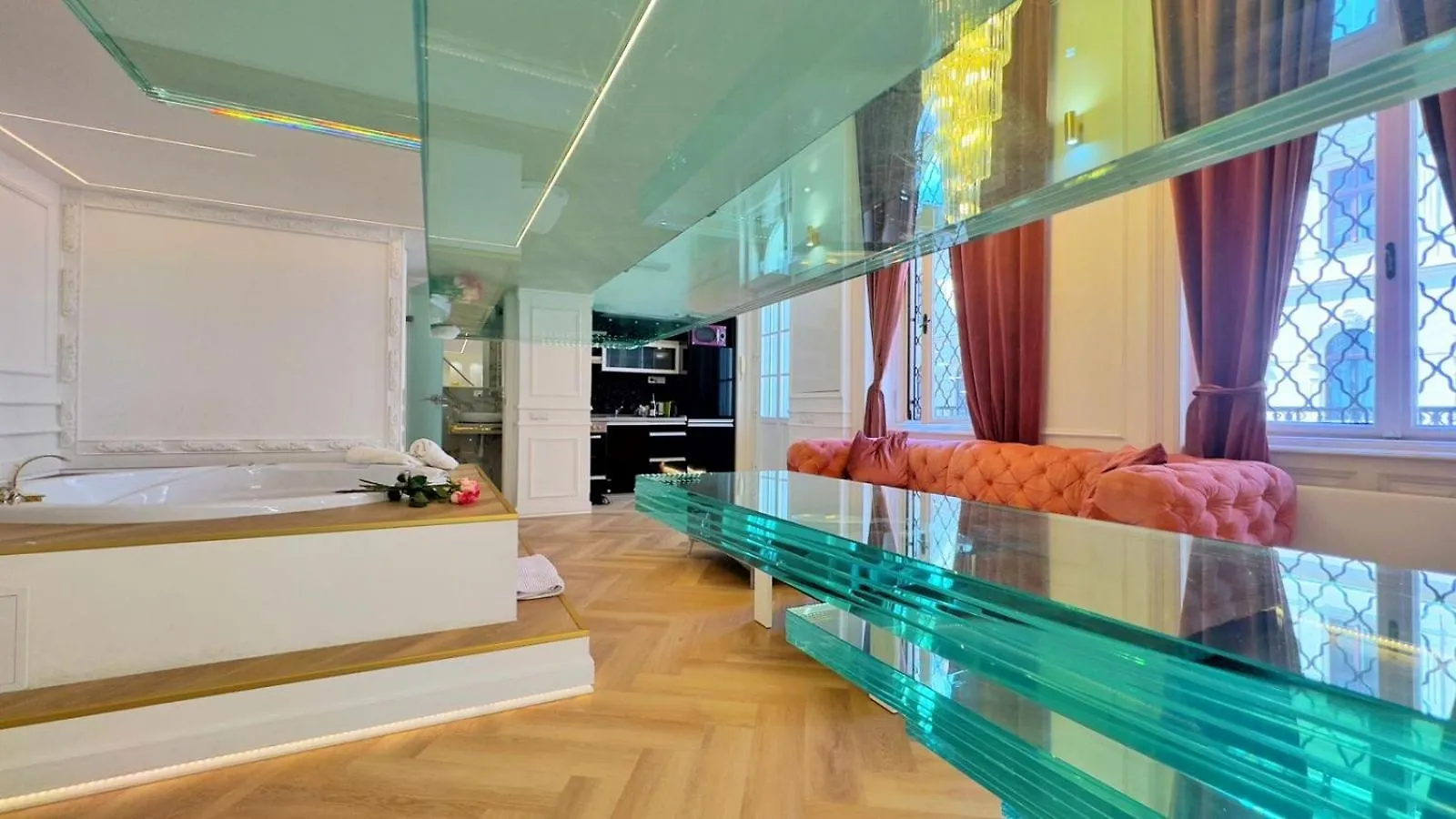 Jacuzzi Opera Suite Budapest