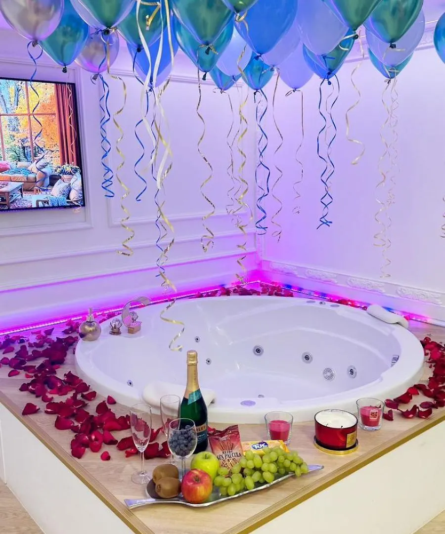 Jacuzzi Opera Suite Budapest 0*,